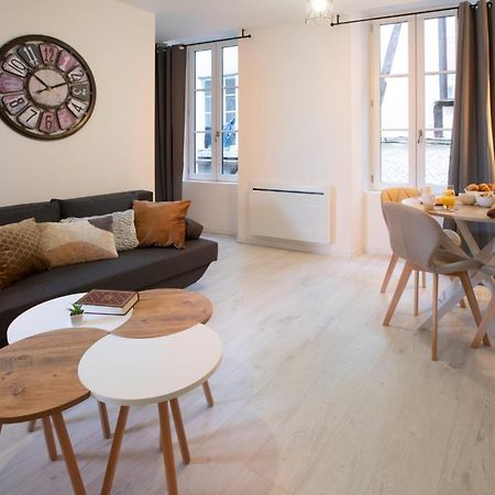 Le Nid 3 Etoiles Wifi, Netflix, Disney, Coeur De Bastide Villefranche-de-Rouergue Dış mekan fotoğraf